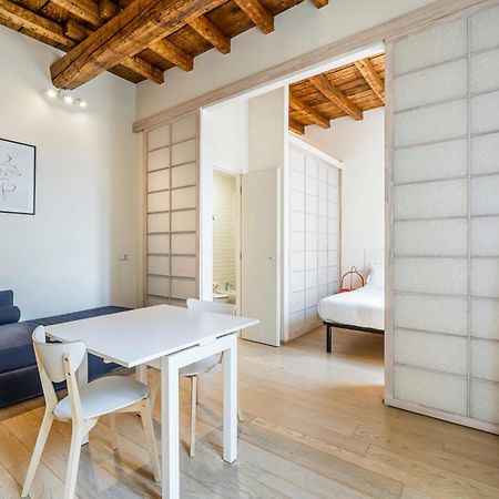 Relstay - Navigli - 1Br Милан Экстерьер фото