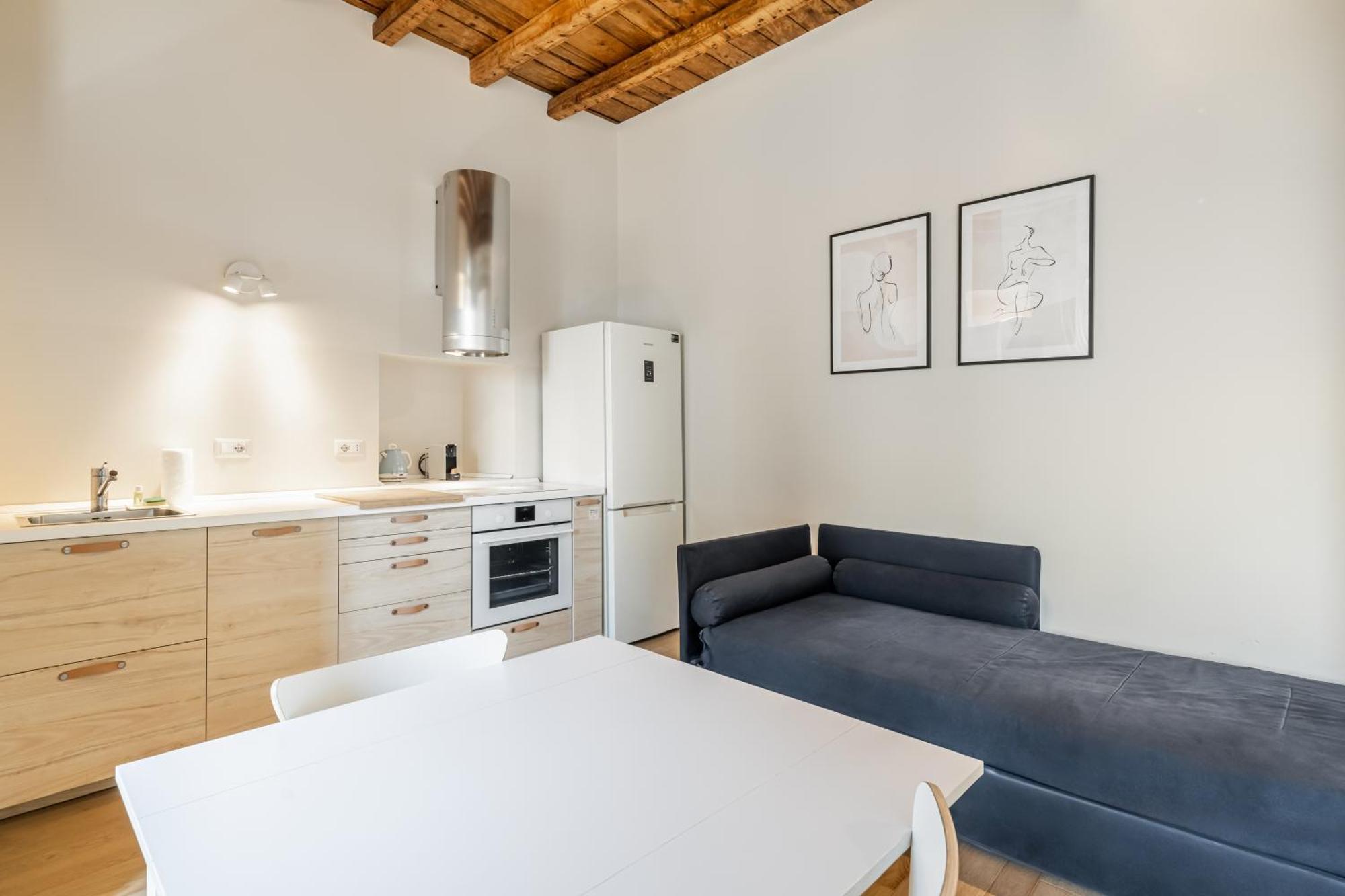 Relstay - Navigli - 1Br Милан Экстерьер фото
