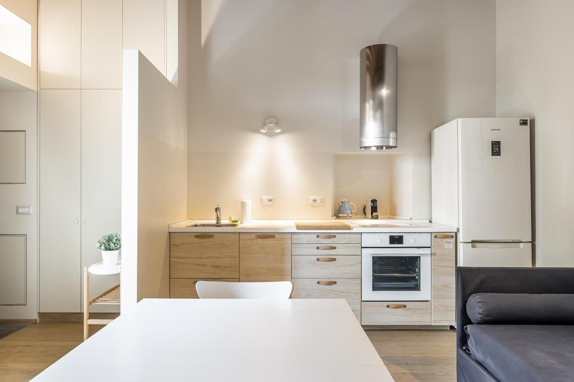 Relstay - Navigli - 1Br Милан Экстерьер фото