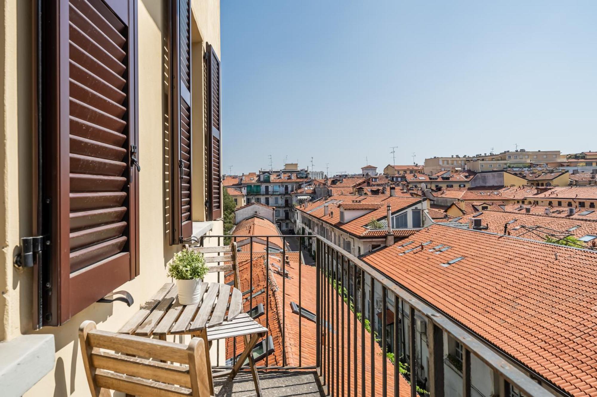 Relstay - Navigli - 1Br Милан Экстерьер фото